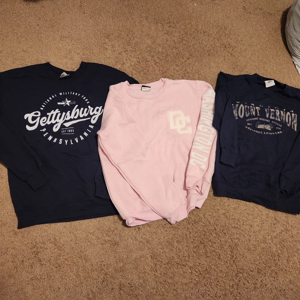 Adult sweaters. Washington DC